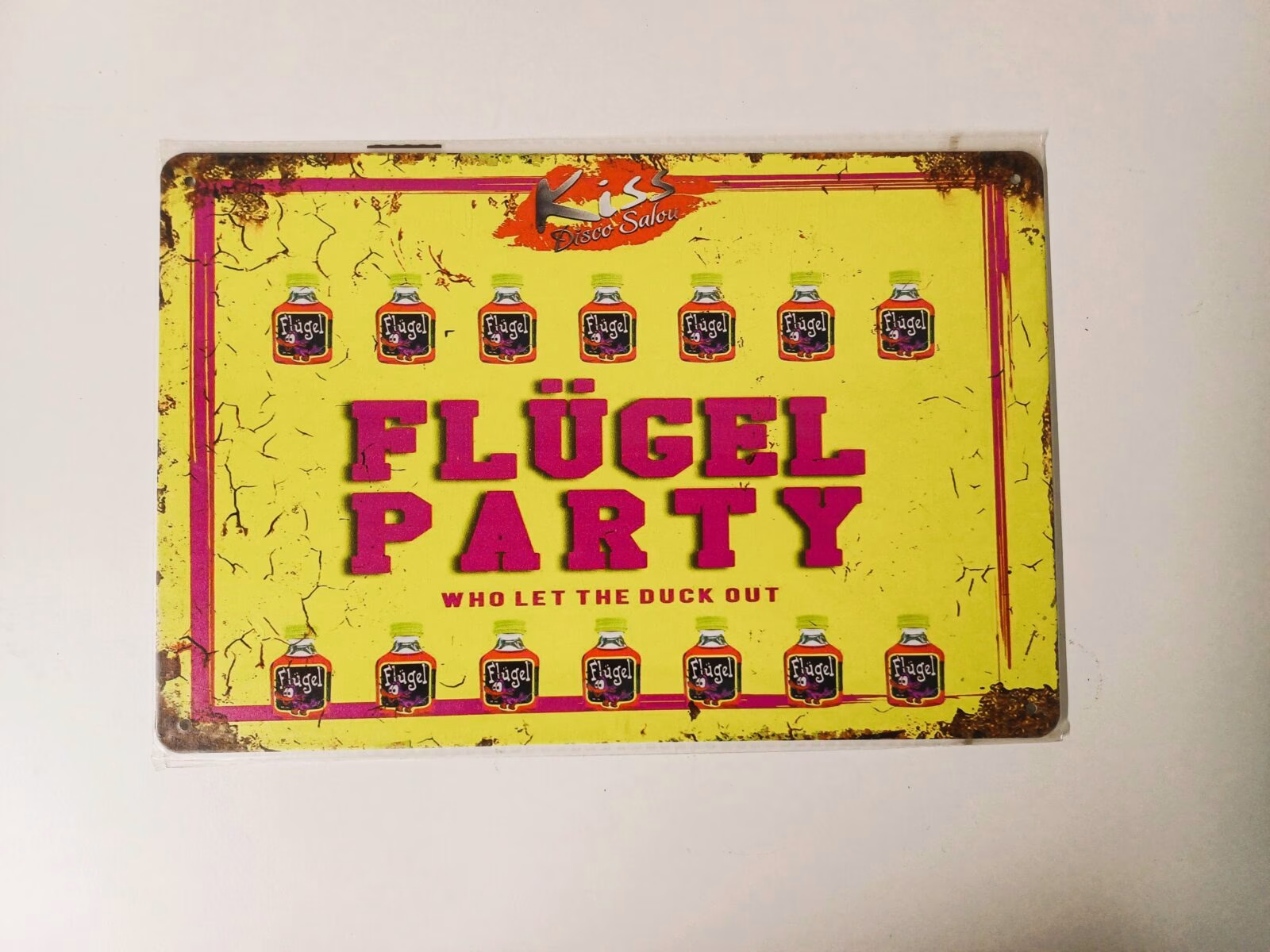 Metalen Bord Flügel Party 30x20 cm 1 Metalen Bord Flügel Party met kleurrijk feestthema en vintage uitstraling