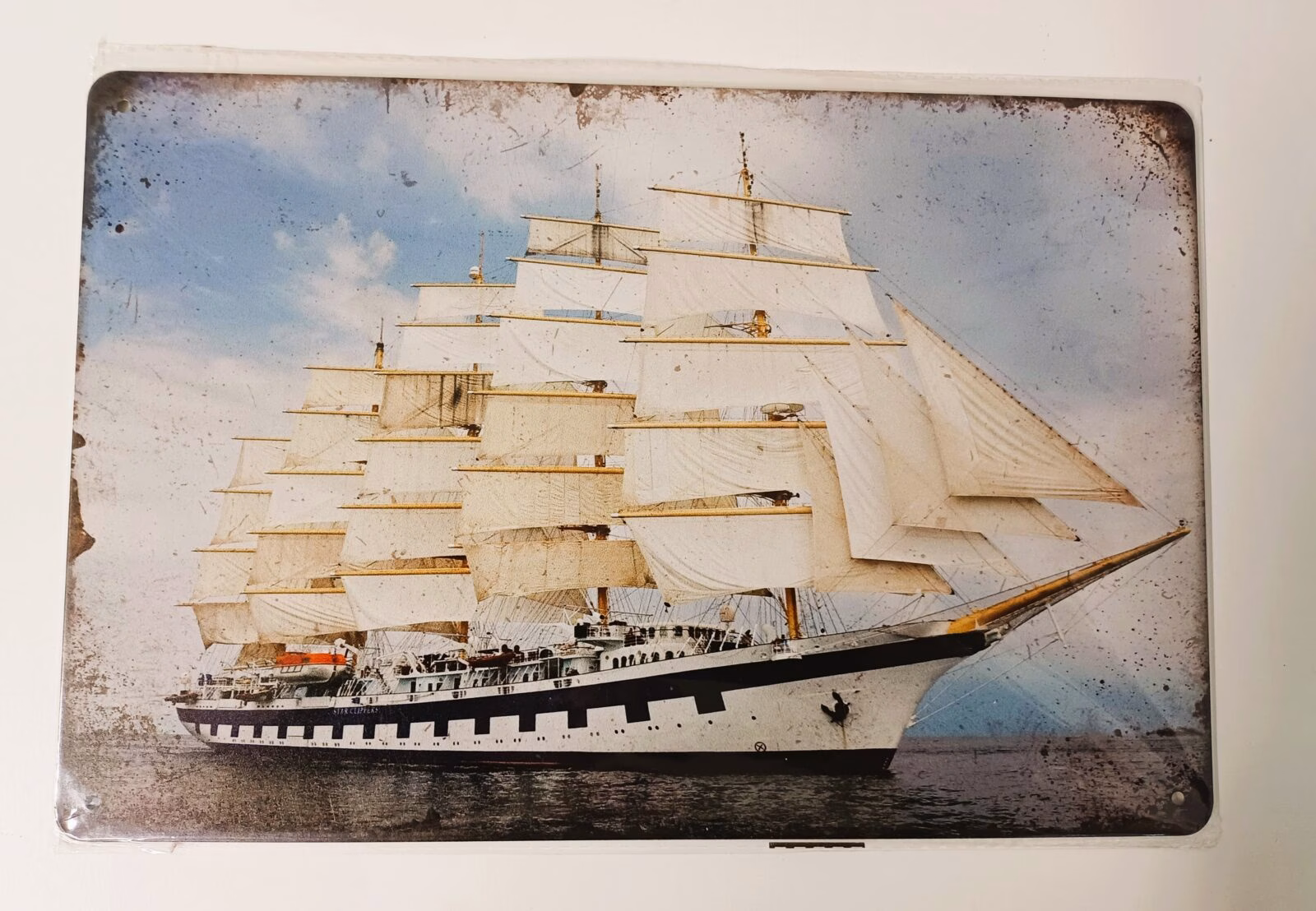 Metalen Bord Groot Zeilschip op Zee 30x20 cm 1 Metalen Bord Groot Zeilschip op Zee maritieme wanddecoratie 30x20 cm