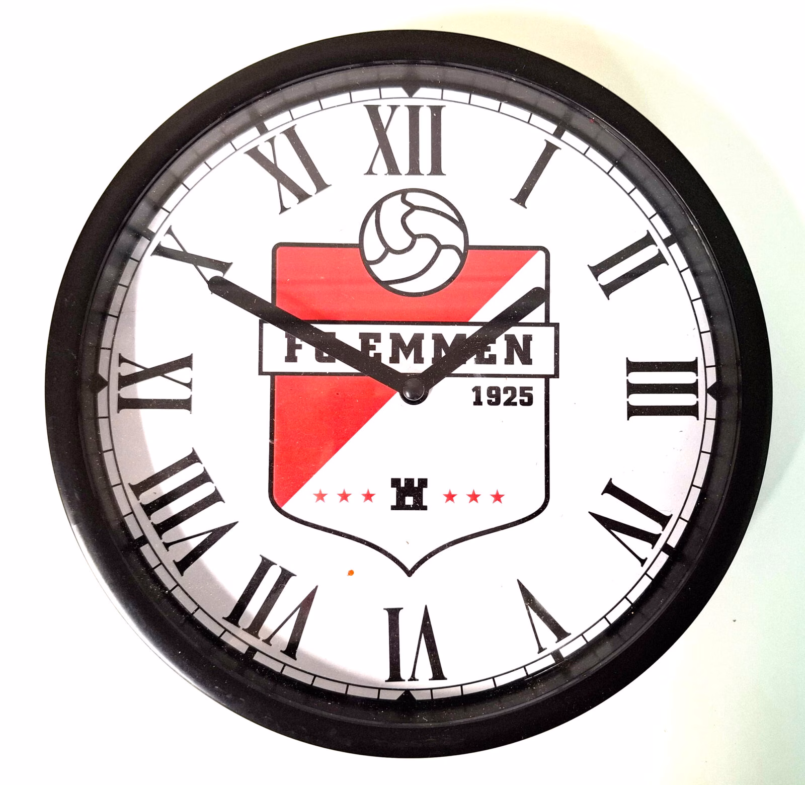 FC Emmen Wandklok 22 cm – Voetbal Klok 1 fc emmen wandklok