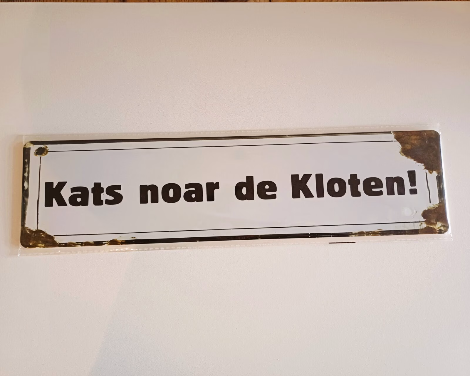 Kats noar de kloten 1 Kats noar de kloten